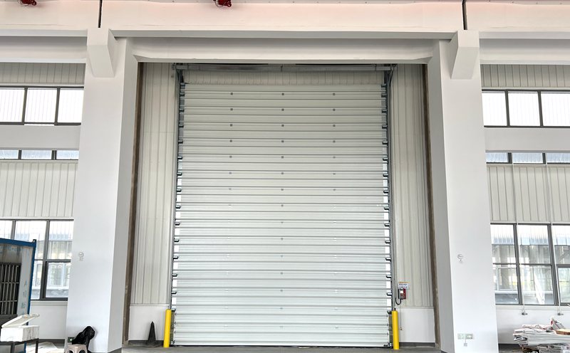 徐州電動(dòng)提升門(mén)安裝多少錢(qián)一平方米？插圖4